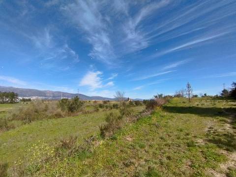 Quinta/Terreno - Monte Serrano - Ferro