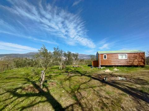 Terreno c/ Moradia Amovível - Monte Serrano