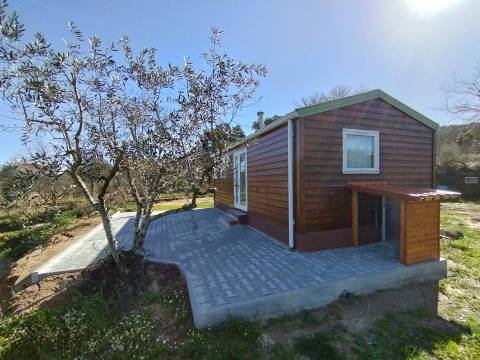 Terreno c/ Moradia Amovível - Monte Serrano