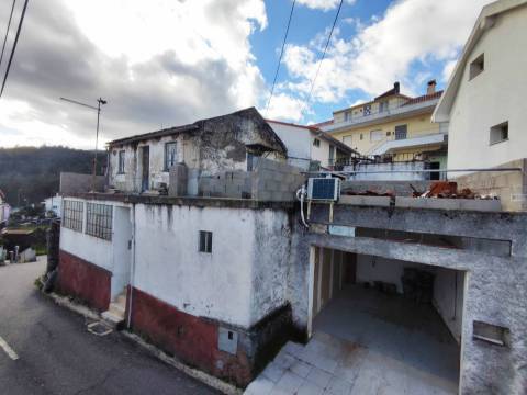 Moradia p/ Recuperar - Pousadinha - Covilhã