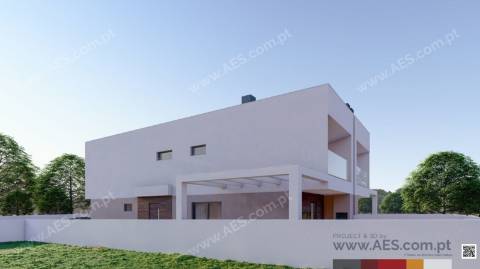 Moradia V3 Duplex - Qtª das Laranjeiras - Fernão Ferro