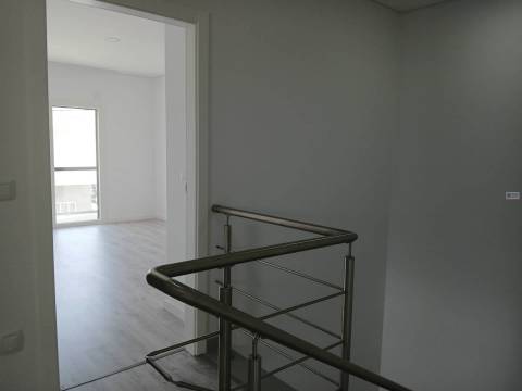 Moradia V4 - Redondos - Fernão Ferro