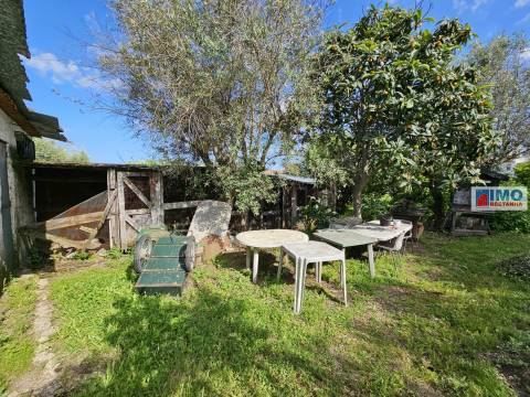 Terreno urbano 1820m - centro da Vila de Alcains