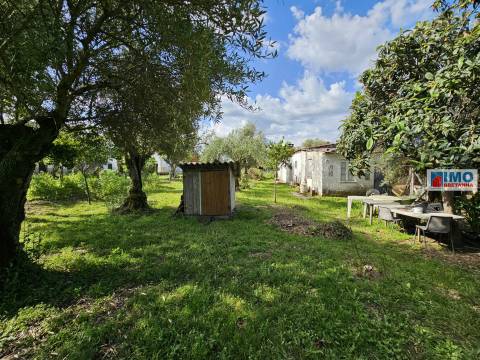 Terreno urbano 1820m - centro da Vila de Alcains