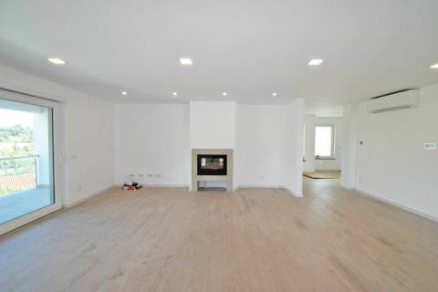 Moradia V4 - Isolada - às portas da  Covilhã