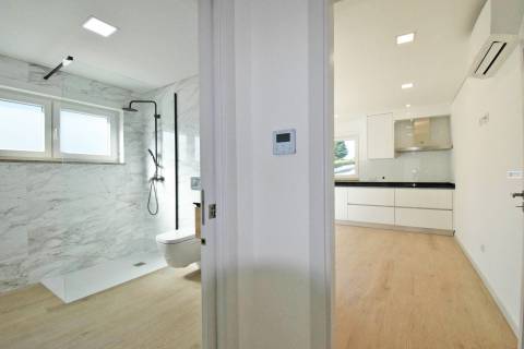 Moradia V4 - Isolada - às portas da  Covilhã