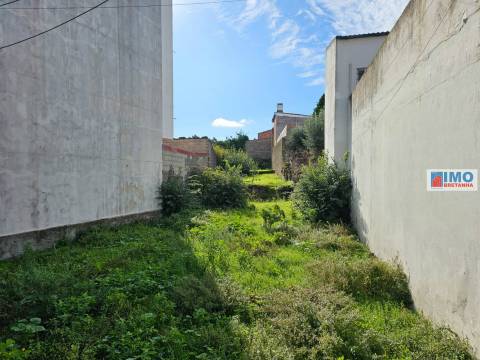 Lote Urbano p/ Construção de Moradia - Alcains