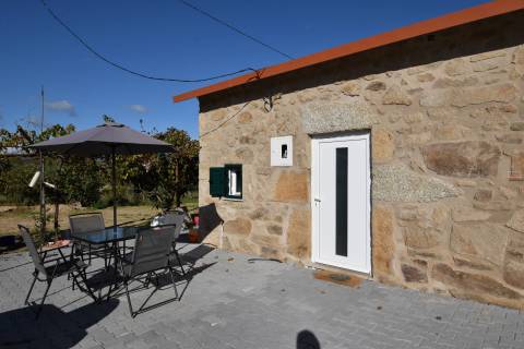 Quintinha c/ Moradia V3 - Peraboa - Covilhã