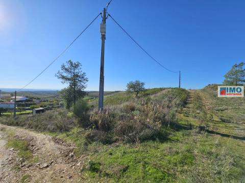 Terreno Urbano com 2882 m2 no Bairro do Valongo