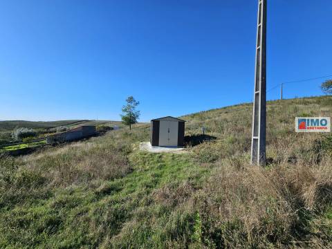 Terreno Urbano com 2882 m2 no Bairro do Valongo