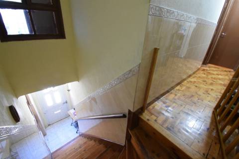 Moradia V2 c/ Comércio - Vila de Caria