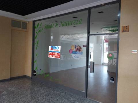 Loja - CC Acropole - Centro do Fundão