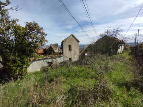 Terreno c/ 6 Prédios e um Rustico - Água Alta - Covilhã