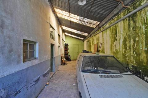 Armazém / Edifício Fabril -  Poldras - Covilhã