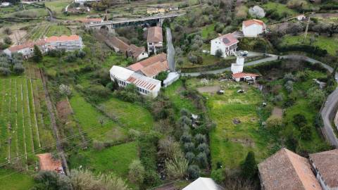 Armazém / Edifício Fabril -  Poldras - Covilhã
