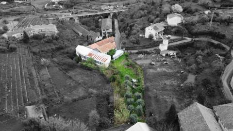 Armazém / Edifício Fabril -  Poldras - Covilhã