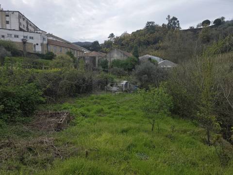 Armazém / Edifício Fabril -  Poldras - Covilhã