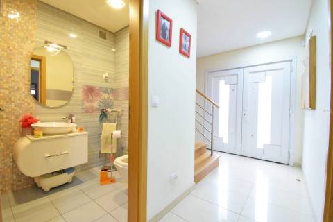 Moradia V5 Isolada - Zona Baixa da Covilhã