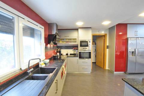 Moradia V5 Isolada - Zona Baixa da Covilhã