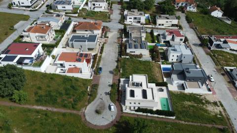 Lote de Terreno - Qtª Ponte Terra