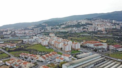 Moradia Isolada V4 - NOVA - Covilhã