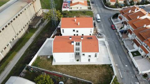 Moradia Isolada V4 - NOVA - Covilhã