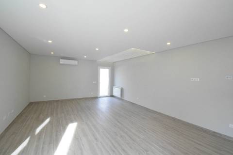 Moradia Isolada V4 - NOVA - Covilhã