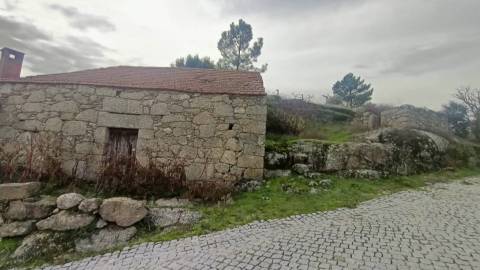 Moradia p/ Recuperar - Bendada - 10 min de Sortelha