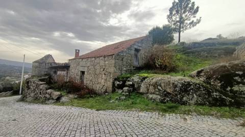 Moradia p/ Recuperar - Bendada - 10 min de Sortelha