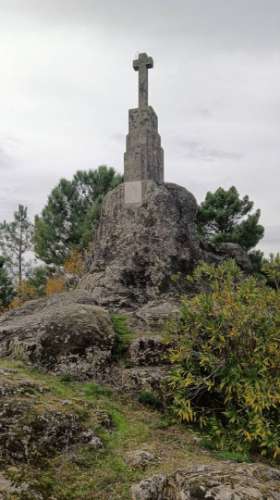 Moradia p/ Recuperar - Bendada - 10 min de Sortelha