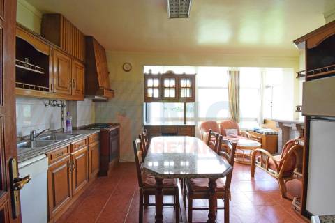 T3 c/ Elevador e Lug. Garagem - Zona do Rodrigo -  Covilhã