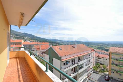 T3 c/ Elevador e Lug. Garagem - Zona do Rodrigo -  Covilhã