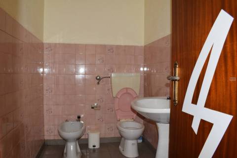 Loja / Café / Espaço Comercial - Rua Mateus Fernandes - Covilhã