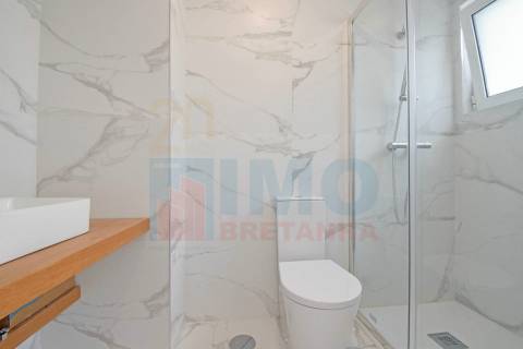 Moradia V2 Nova - Centro do Fundão