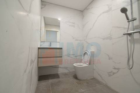 Moradia V2 Nova - Centro do Fundão