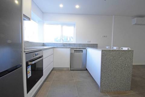 Moradia V2 Nova - Centro do Fundão