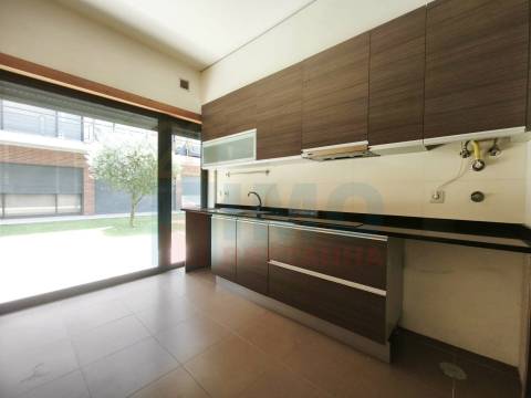 T2 duplex c/ Garagem - Centro da Lousã