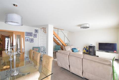 T4 Duplex Como Novo - Zona Alta da Covilhã