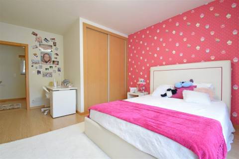 T4 Duplex Como Novo - Zona Alta da Covilhã