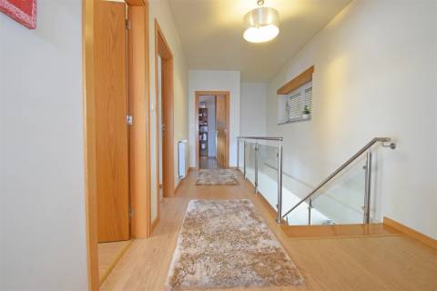 T4 Duplex Como Novo - Zona Alta da Covilhã