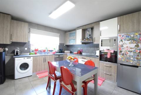 T4 Duplex Como Novo - Zona Alta da Covilhã