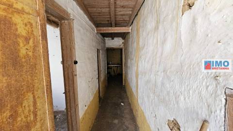 Moradia p/ renovar - Malpica do Tejo