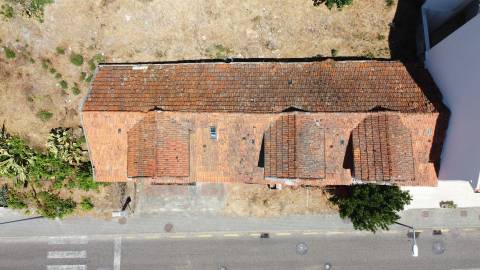 Edifício c/ Cinco Frações - Independentes - Zona Periférica da Covilhã