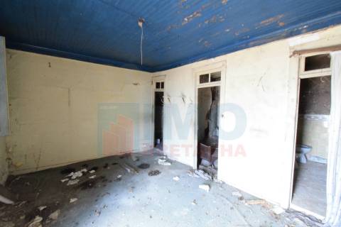 Edifício c/ Cinco Frações - Independentes - Zona Periférica da Covilhã