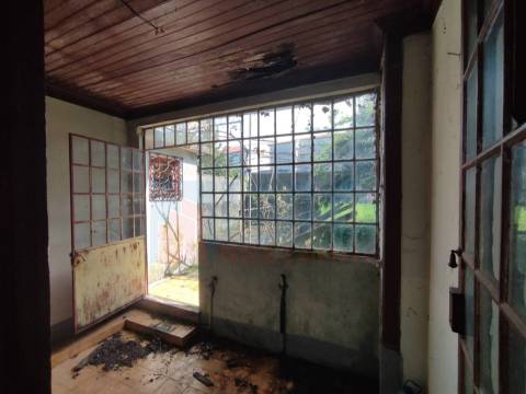 Moradia p/ Recuperar - Centro Histórico da Lousã