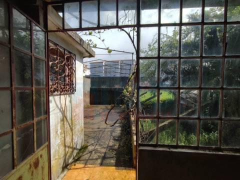 Moradia p/ Recuperar - Centro Histórico da Lousã