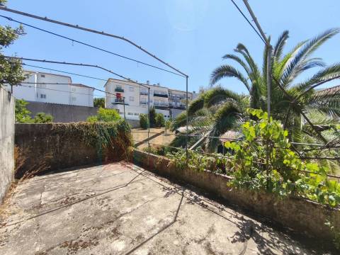 Moradia p/ Recuperar - Centro Histórico da Lousã