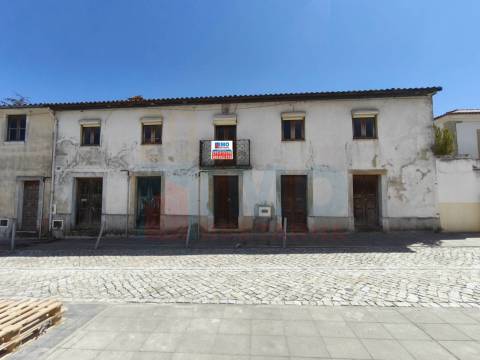 Moradia p/ Recuperar - Centro Histórico da Lousã