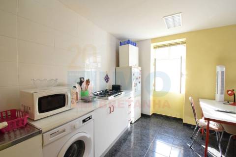 Edifício c/ 4 frações independentes - Centro Histórico da Covilhã