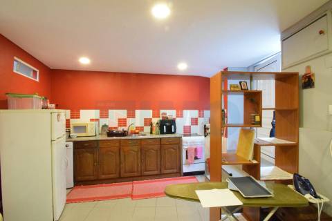 Edifício c/ 4 frações independentes - Centro Histórico da Covilhã